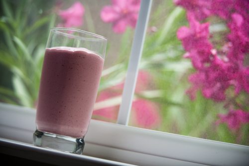 Raspberries_and_Cream_Breakfast_Smoothie