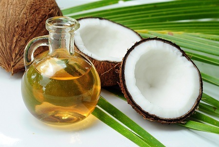 Coconut_oil_for_skin
